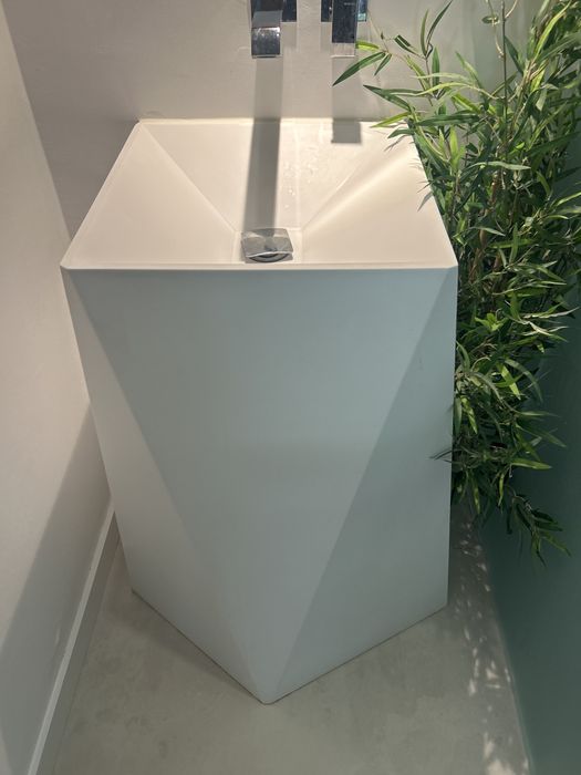 Bacia com design unico
