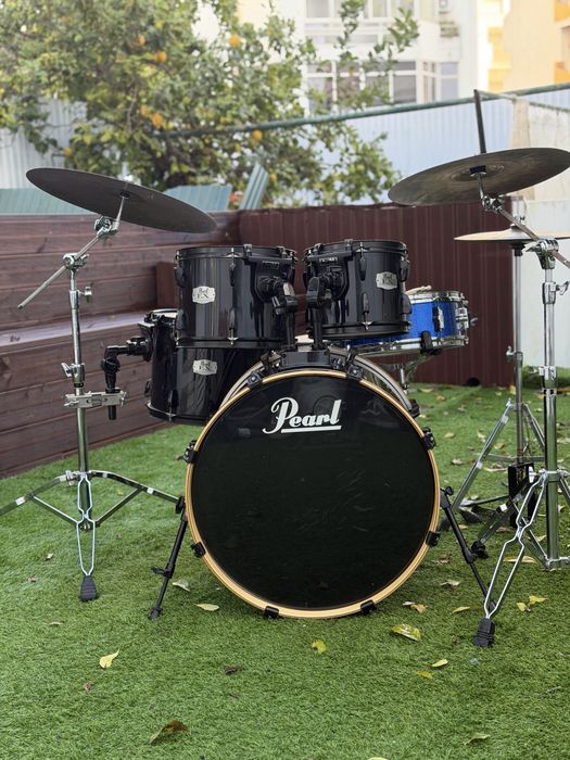 Bateria Acústica Pearl Export EX completa e novinha.