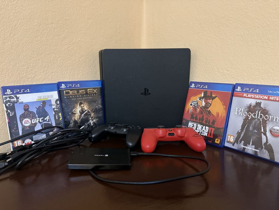 Ps4,2pady ,pełne okabłowanie , gry(odzielnie),dodatkowa pamienć