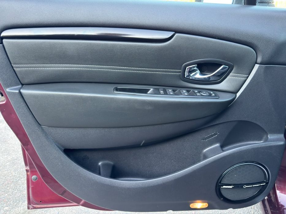 Renault Scenic 1,5 DCi K9K автомат BOSE ІДЕАЛ