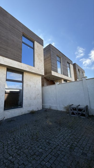 Продам новый дом  у моря, Одесса . 3 сотки земли