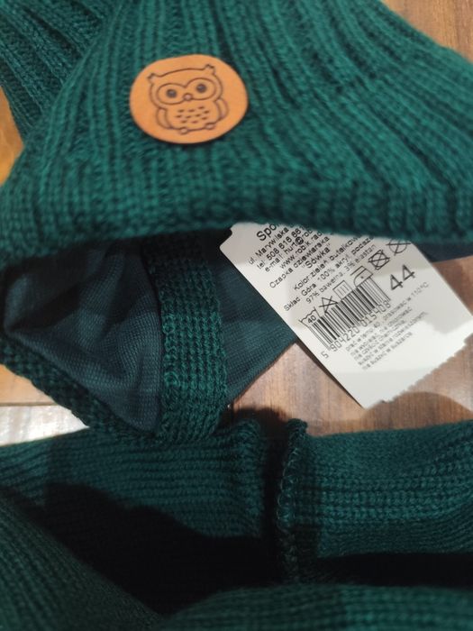 Nowy zestaw czapka+komin, r. 44, polski producent