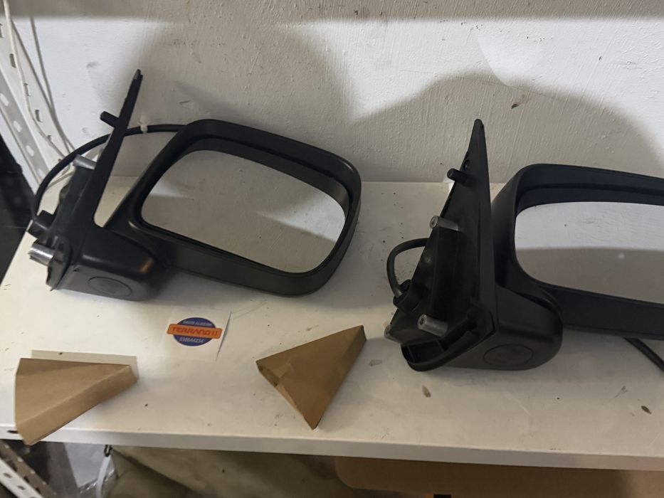 Espelho retrovisor eletrico lado direito Nissan Terrano II