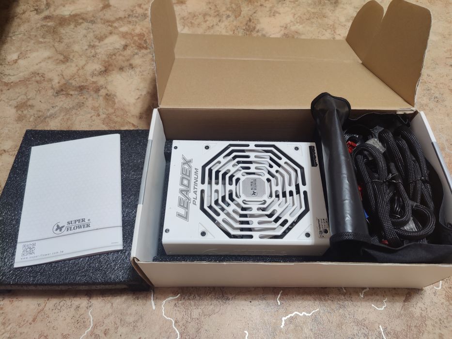 Блок питания Super Flower 1200w leadex platinum  на детали