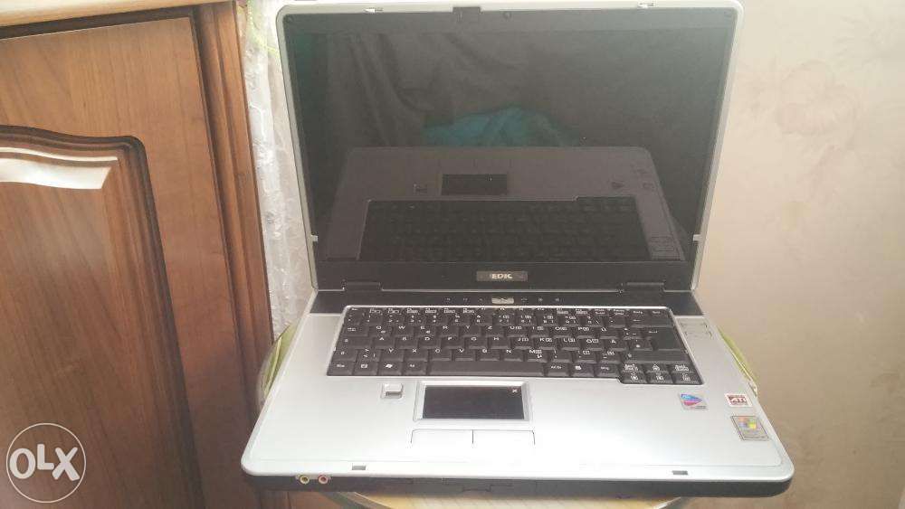 laptop medion md96500