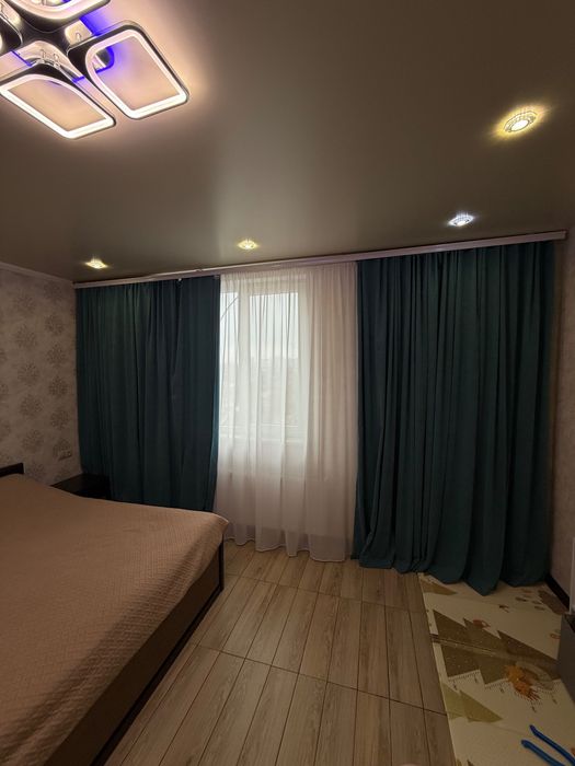 Шторы блэкаут синего цвета