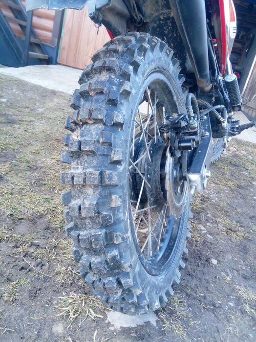 Мотоцикл FORTE FT200GY-C5B