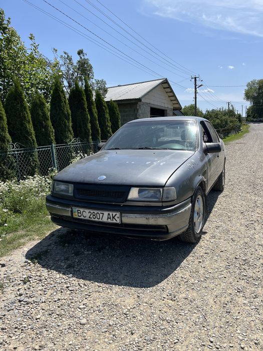 продам Opel Vectra A 1.6 бензин