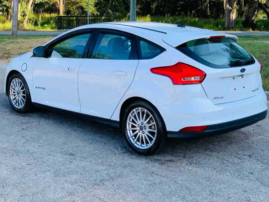 Ford Focus Electric      2016