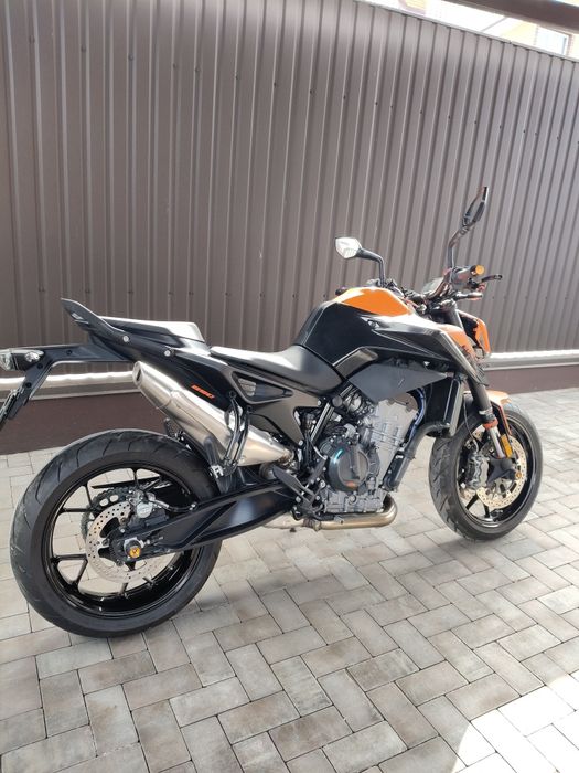 KTM Duke 890 abs