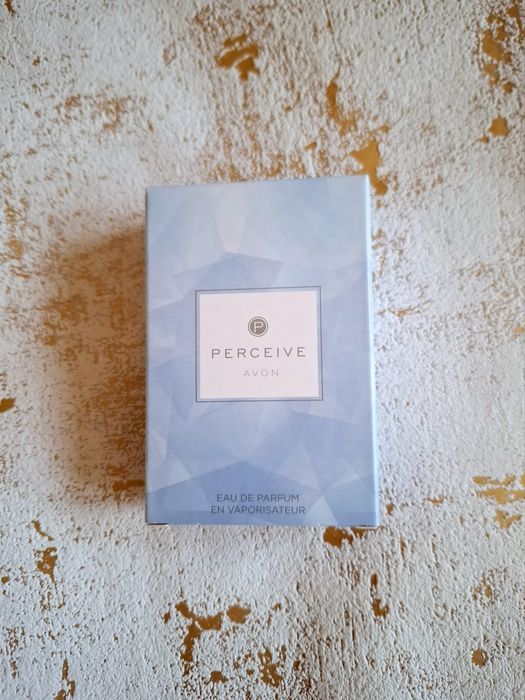 Zapach Perceive klasyczny niebieski perfumy Avon