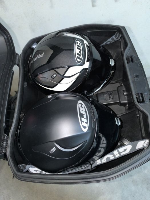 Top case Givi Maxia 5 58litros Tracer 9