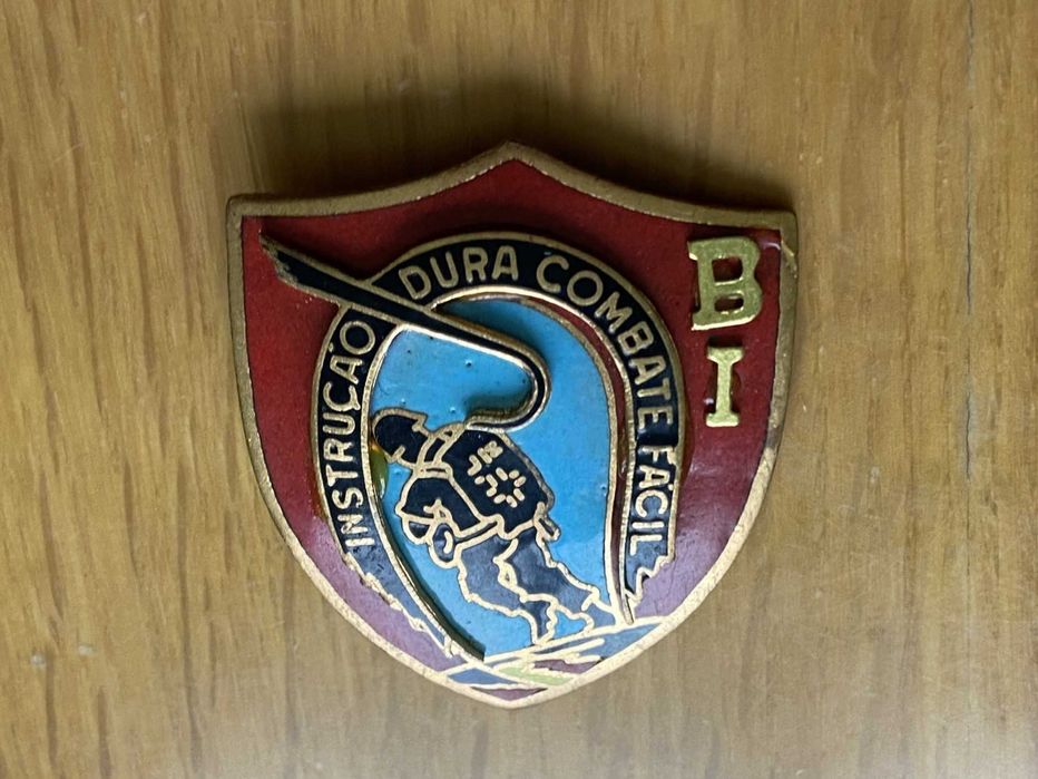 Crachá Batalhão de Instrução de Tropas Paraquedistas Original