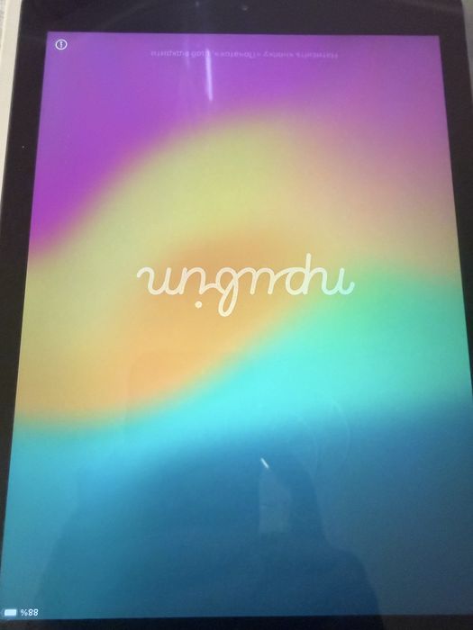 Планшет Apple iPad 6 9.7 дюйми Wi-Fi 32GB