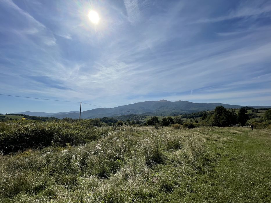 Продам мальовничий участок землі 2га