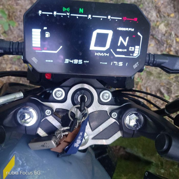 Мотоцикл мустанг ST200