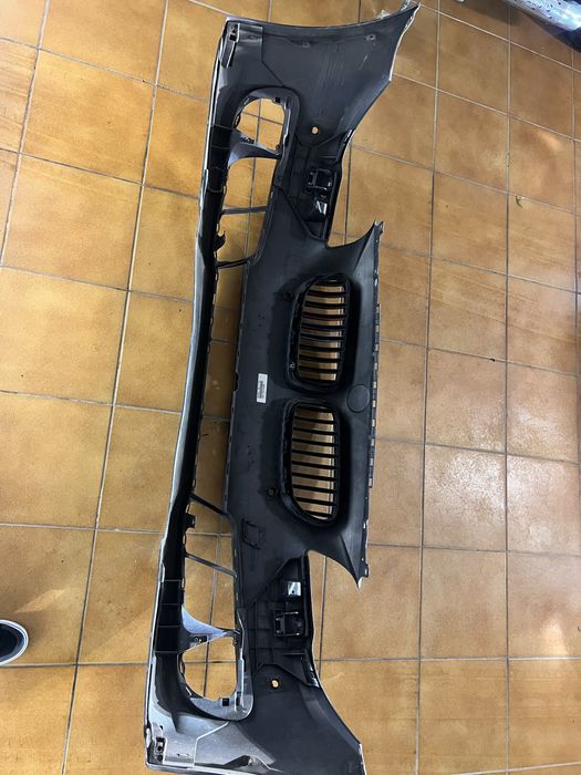Vendo Para-Choque serie 5 original
