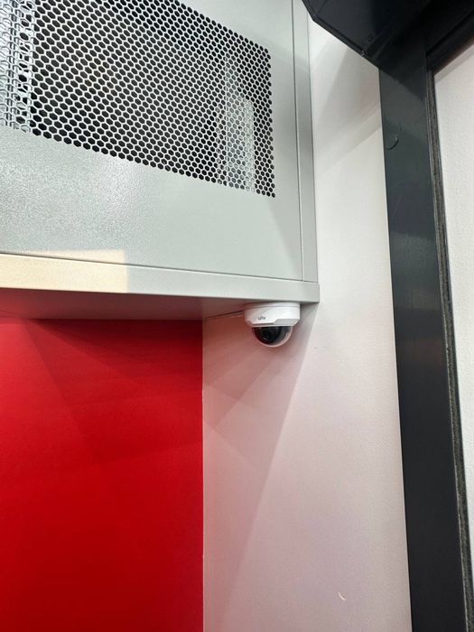 Домофон / Камери відеоспостереження / Сигналізація / Монтаж під ключ