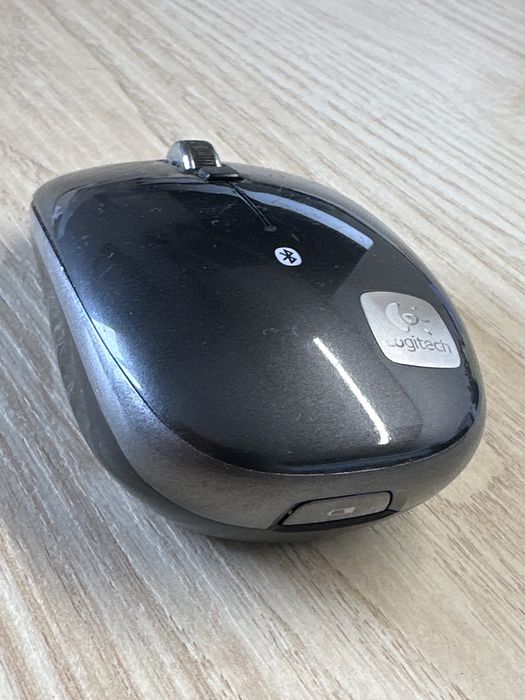 Rato Logitech M555b Bluetooth