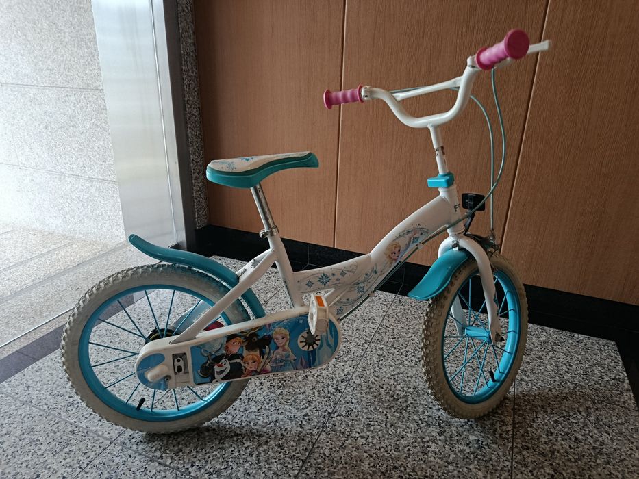 Bicicleta frozen menina