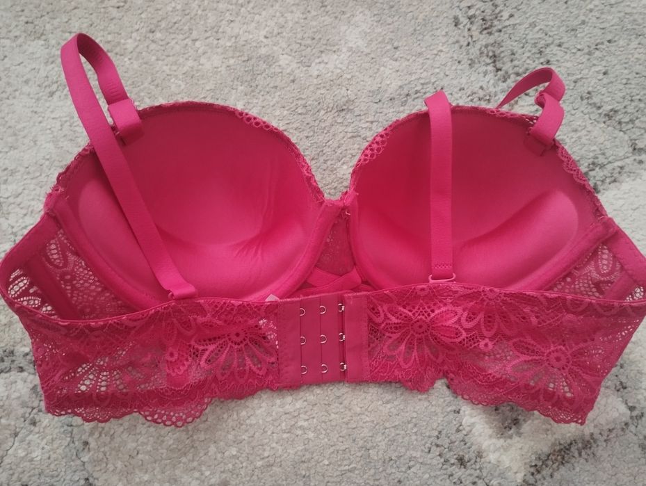 Новий бюстгальтер