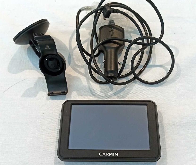 GPS Auto Garmin nuvi 40 - Carr. Isqueiro + Sup, Ventosa