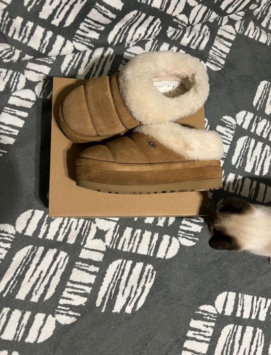 Продам круті стильні угги