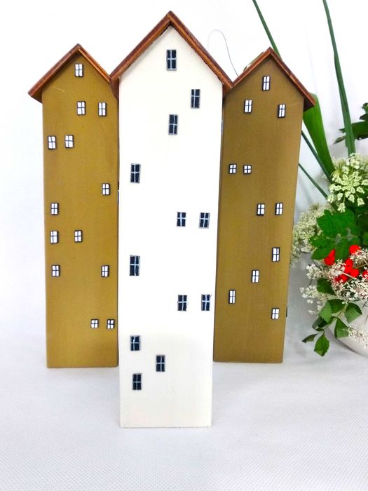 Dekoracyjne domki drewniane- pastelowa uliczka.