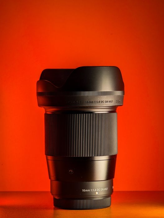 Об'єктив Sigma AF 16mm f/1.4 DC DN Fujifilm X