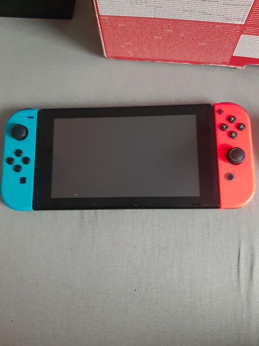 Sprzedam Nintendo Switch