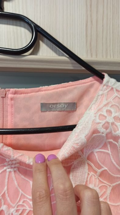 Koronkowa sukienka Orsay