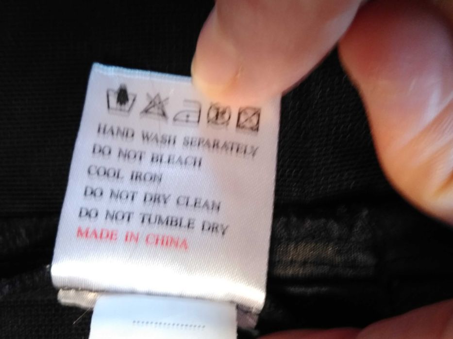 Платтячко чорне розміру s