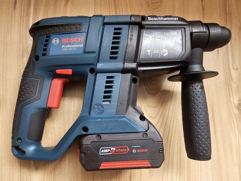 Wiertarka Udarowa  Bosch GBH 18V-21.