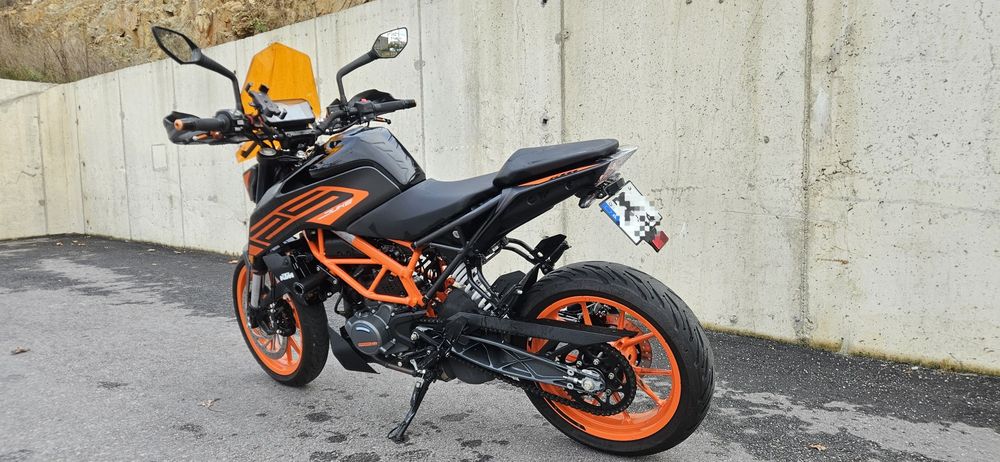 KTM duke 125 2023