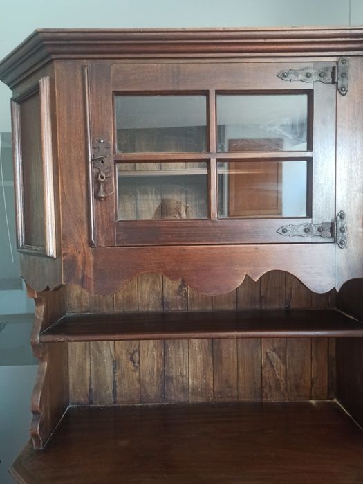 Móvel de canto rústico