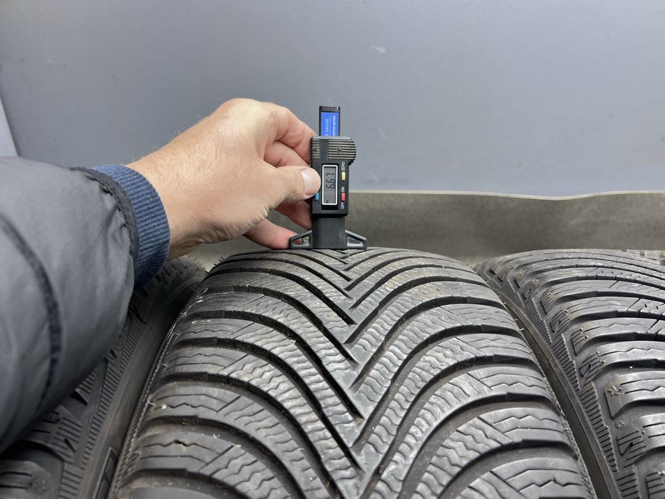 Шини ~ 7мм зима 225 45 R17 Michelin Alpin 5 резина зимові