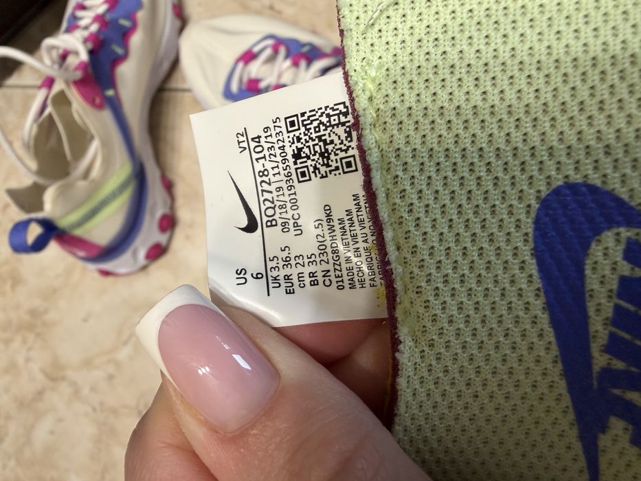 жіночі кросівки Nike W React Element 55  36 розмір