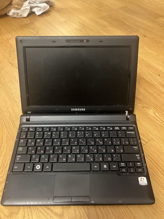 Нетбук samsung N145 plus