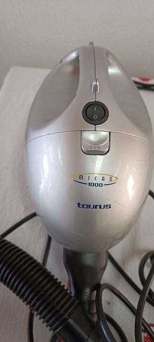 Aspirador Taurus Micro 1000