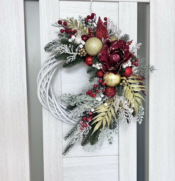 Новорічний, різдвяний вінок на двері