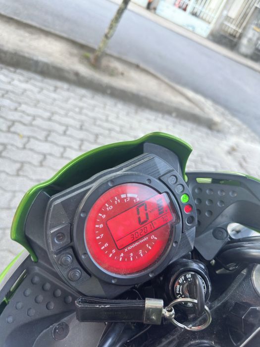 Kawasaki Z750 2004