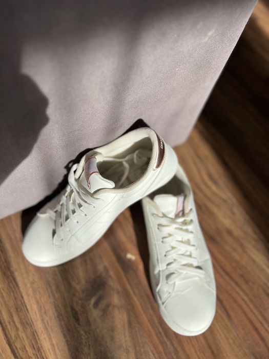 Białe damskie półbuty sneakersy KAPPA