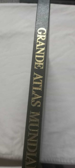 Grande Atlas Mundial Livro