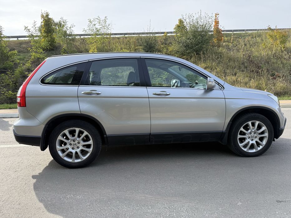 Авто Honda CR-V 3