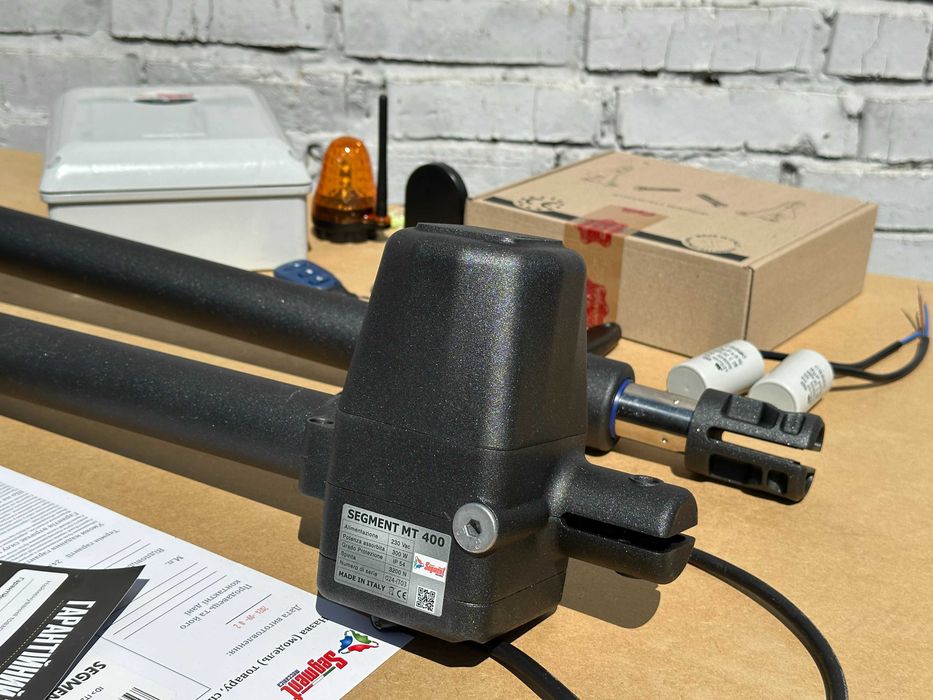 Автоматика на розпашні/распашные ворота, CAME FROG AE, Приводи