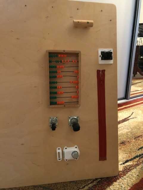 Tablica interaktywna z narzędziami, zabawka edukacyjna