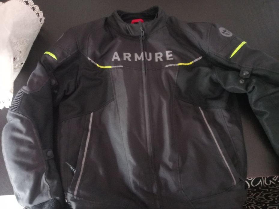 Vendo foto goretex bom estado