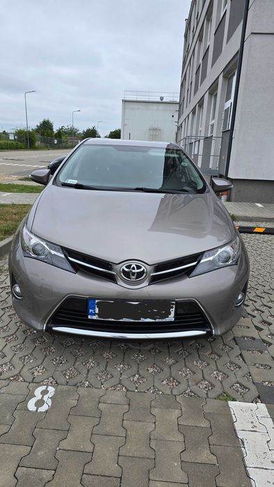 Toyota  Auris 1.6