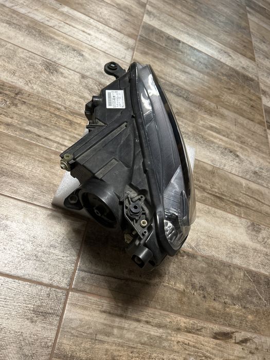 Lampa prawa superb lll 2017 oraz halogen prawy