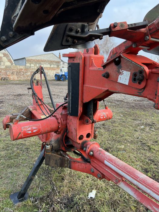 Продам плуг Gregoire Besson SPB9 2011